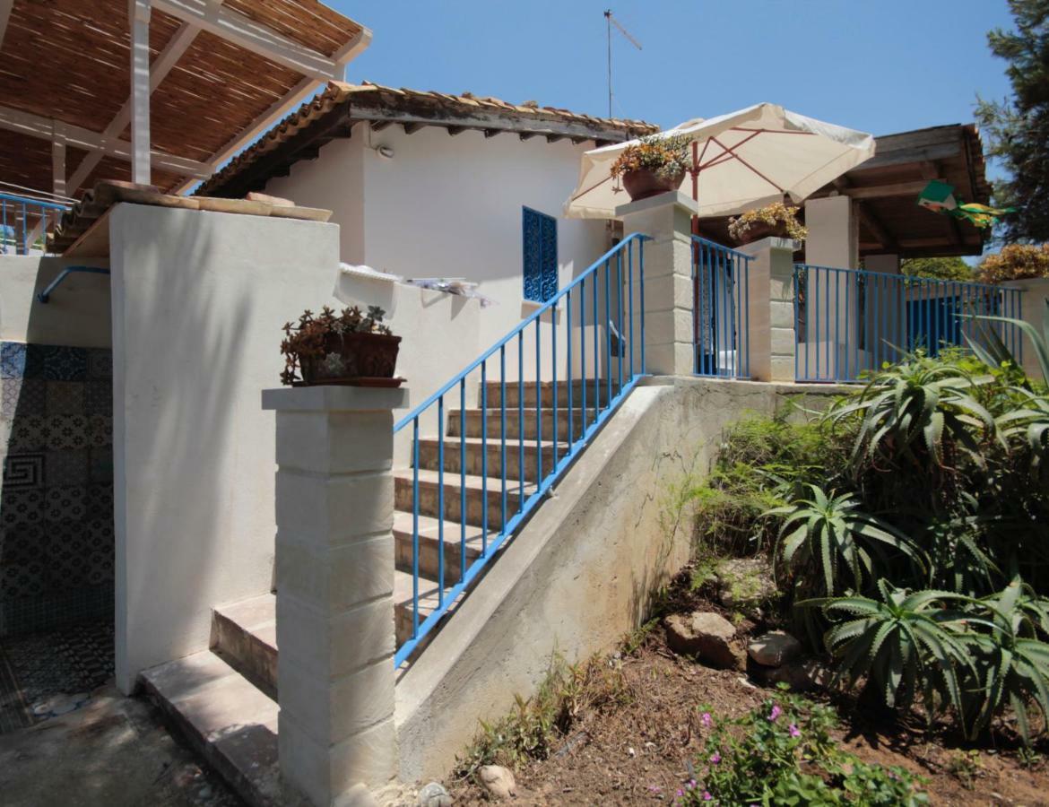 Villa Delle Terrazze Punta Secca Exterior foto